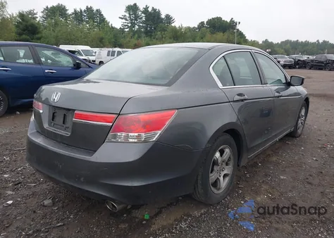 2011 Honda Accord 2.4 Lx-P из США, поврежденный, VIN 1HGCP2F49BA063384